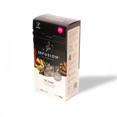 Caja negra de infusión sobre fondo blanco.