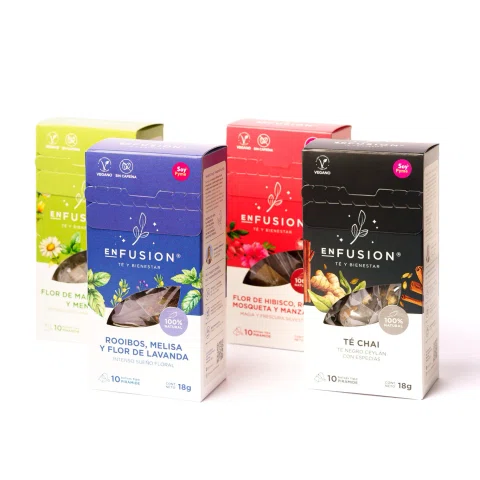Colección de cajas de infusiones en distintos colores.
