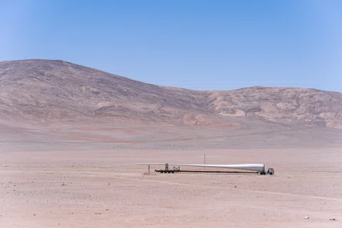 Transporte de una estructura de gran tamaño a través del desierto de Atacama.